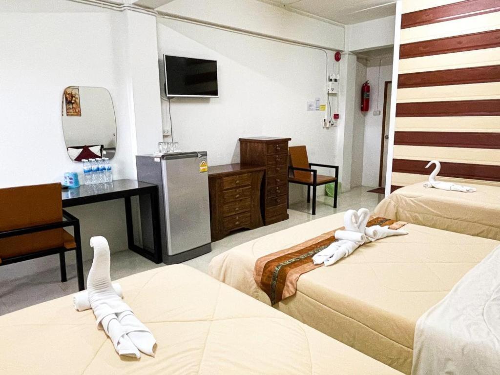 Rueangrat Hotel Ranong Zewnętrze zdjęcie