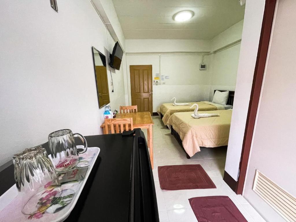 Rueangrat Hotel Ranong Zewnętrze zdjęcie